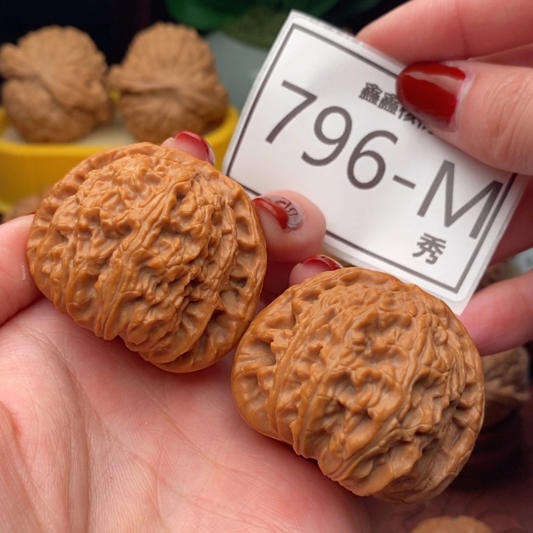 文玩核桃把件白狮43