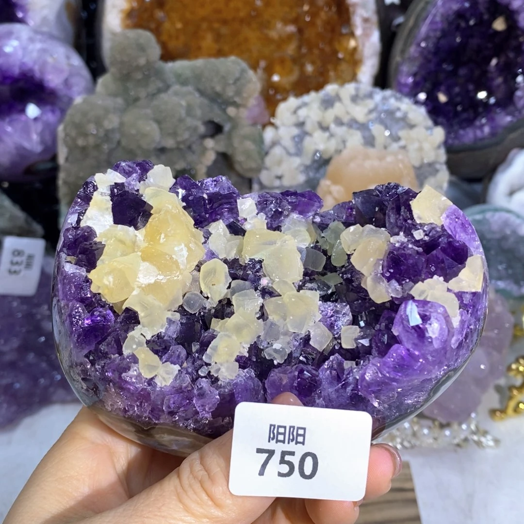 水晶大型摆件（非配饰）未镶嵌方解石