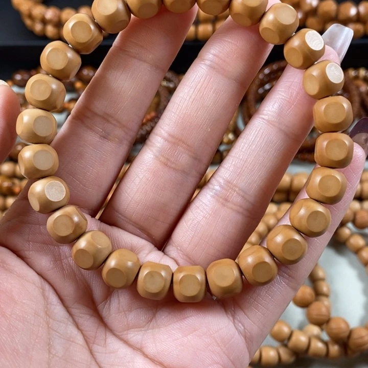 猴头核桃吊坠猴头雕刻六方8.9