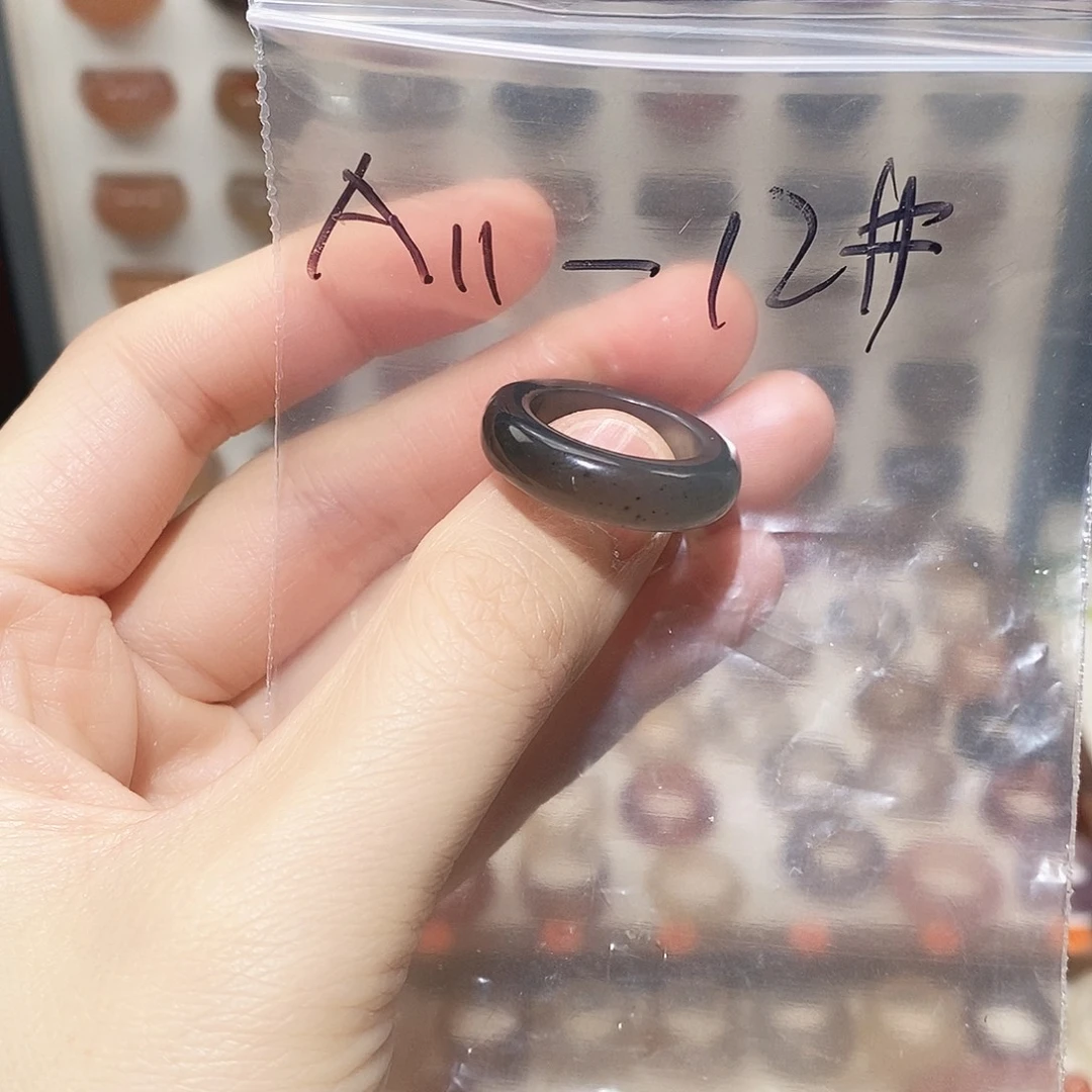 玛瑙/玉髓未镶嵌戒指港12码岫玉福利款不退换