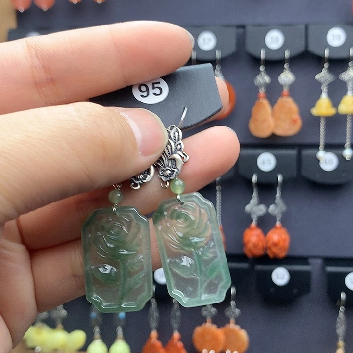 翡翠耳饰银S925镶嵌悠*舟5555