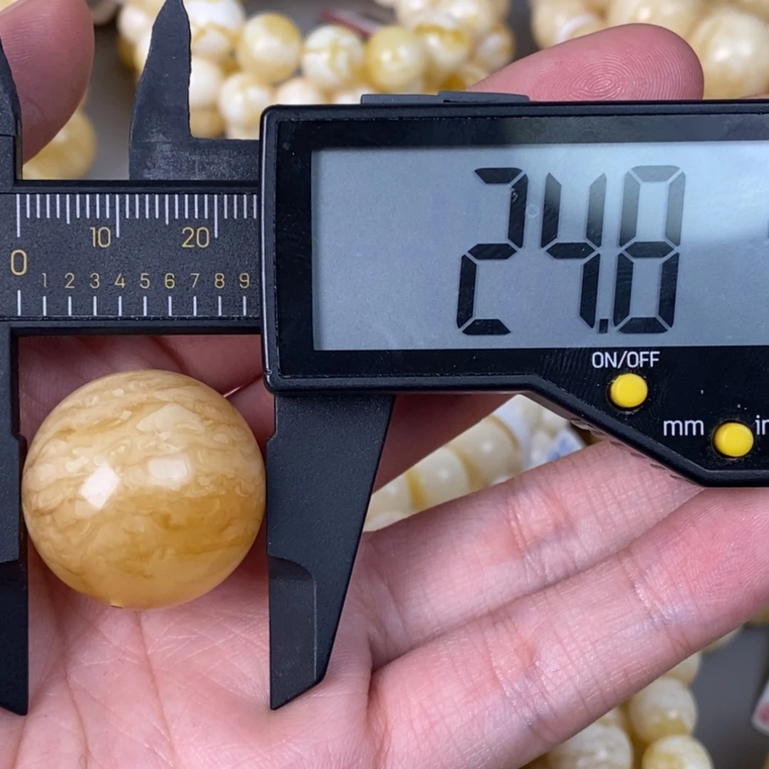 琥珀未镶嵌珠宝奇石8.6g