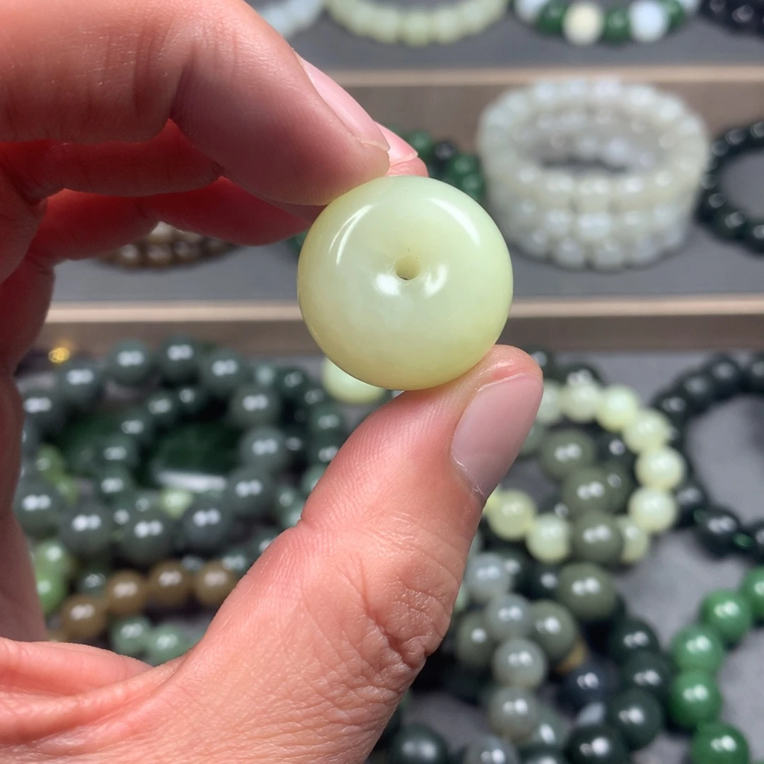 G***e和田玉未镶嵌手链