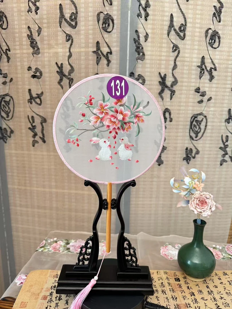 131桃花兔 苏州特色非遗苏绣双面刺绣团扇古风服饰配饰夏季儿童扇