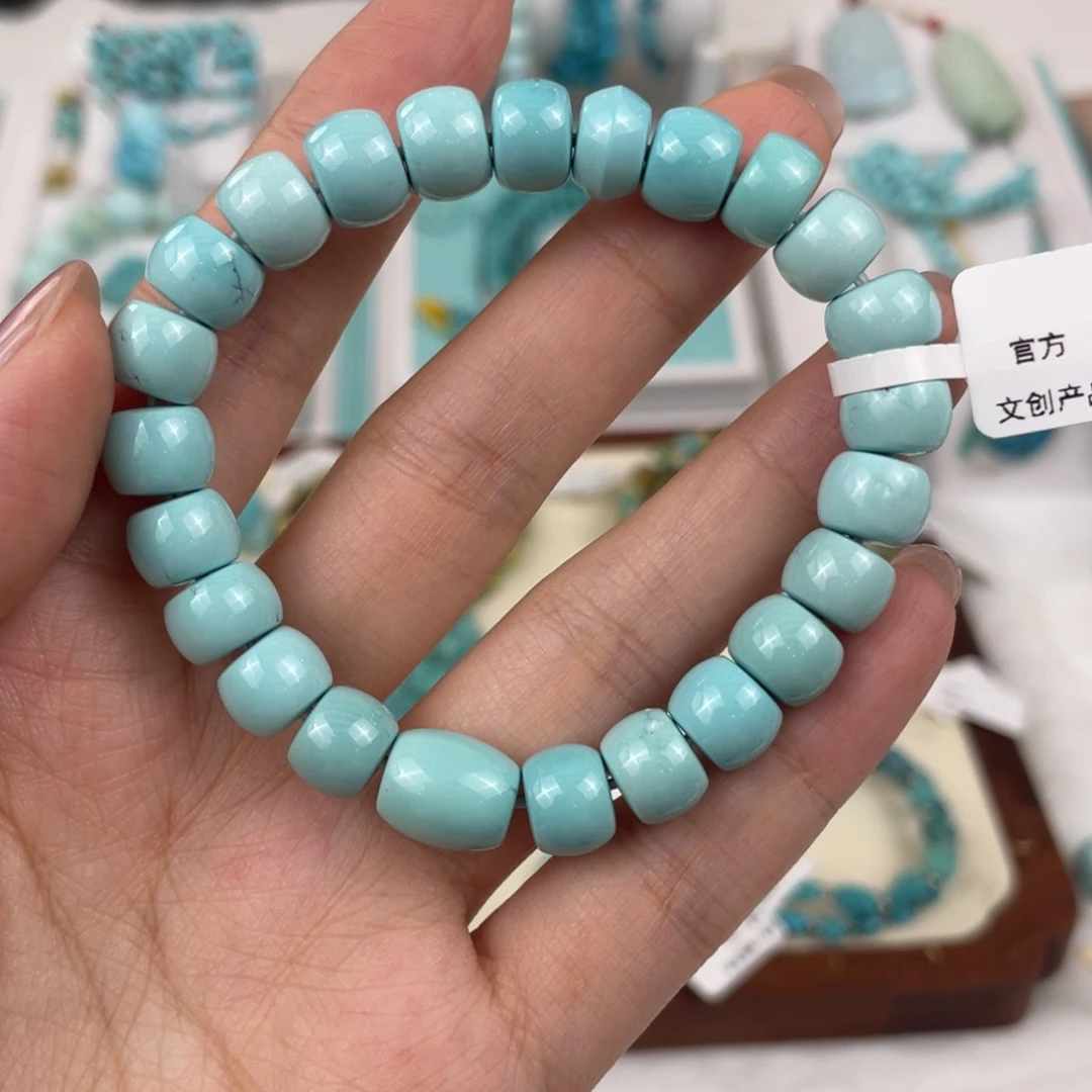 未镶嵌绿松石颈饰