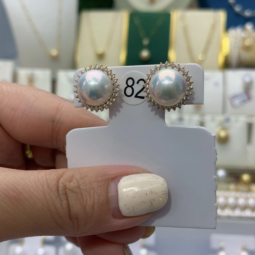 18K金镶嵌淡水珍珠耳饰