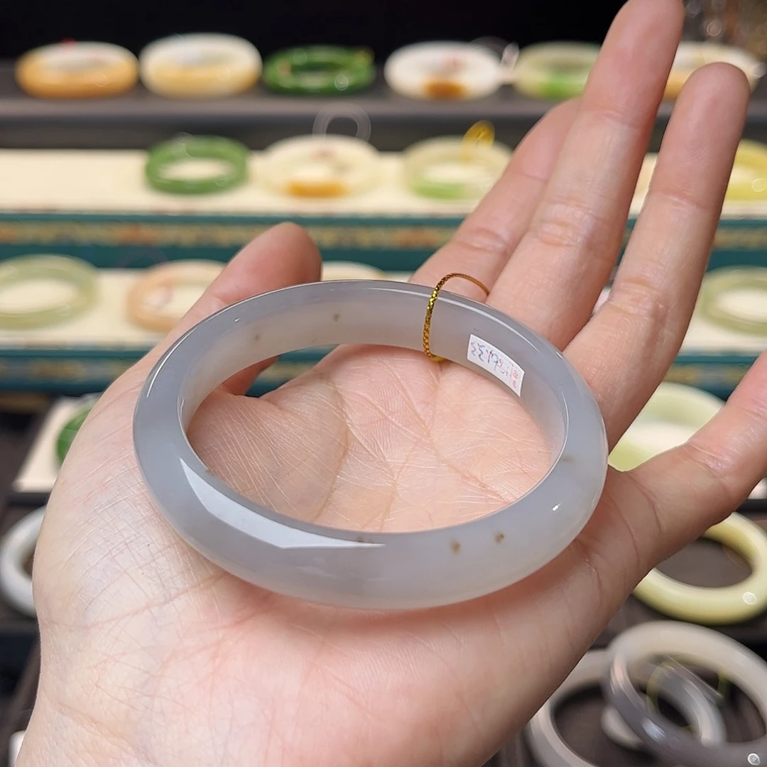 和田玉手镯未镶嵌  冰仙紫飘花