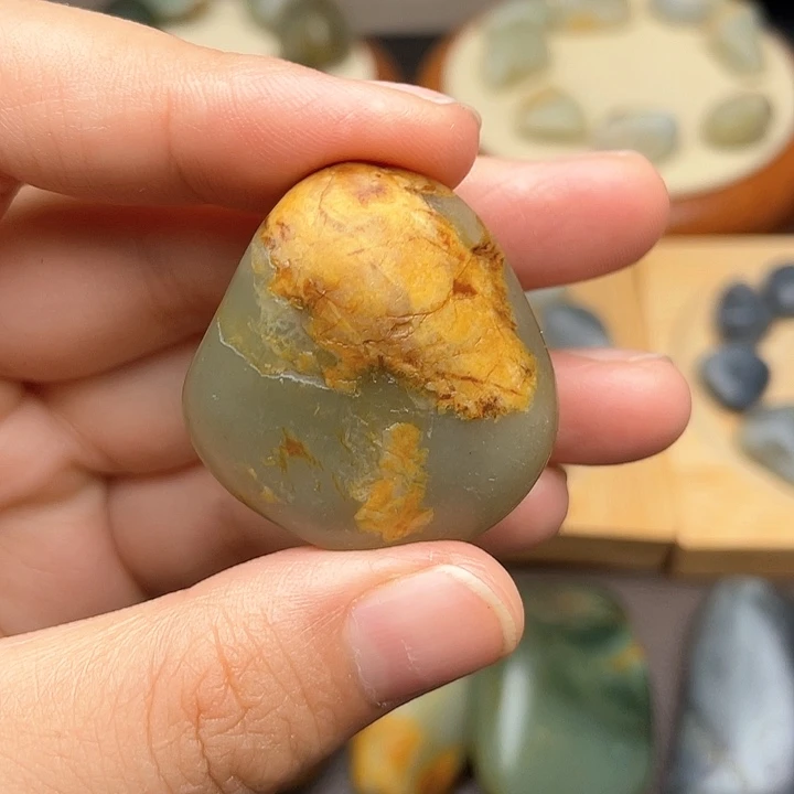 颈饰未镶嵌和田玉5