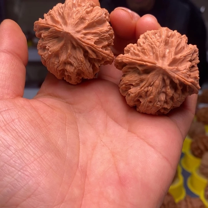 文玩核桃吊坠文玩核桃苹果园40～