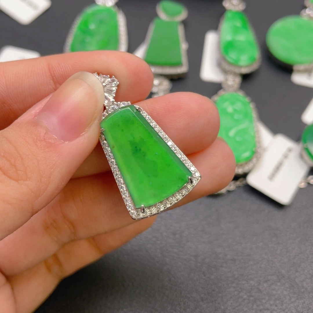 翡翠银S925镶嵌颈饰