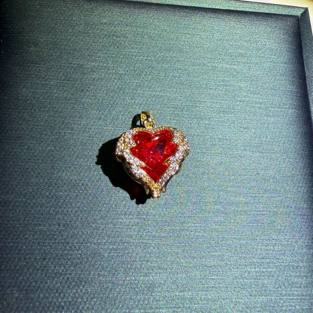 吊坠 【高级定制】收藏级轻奢时尚设计吊坠XB800203