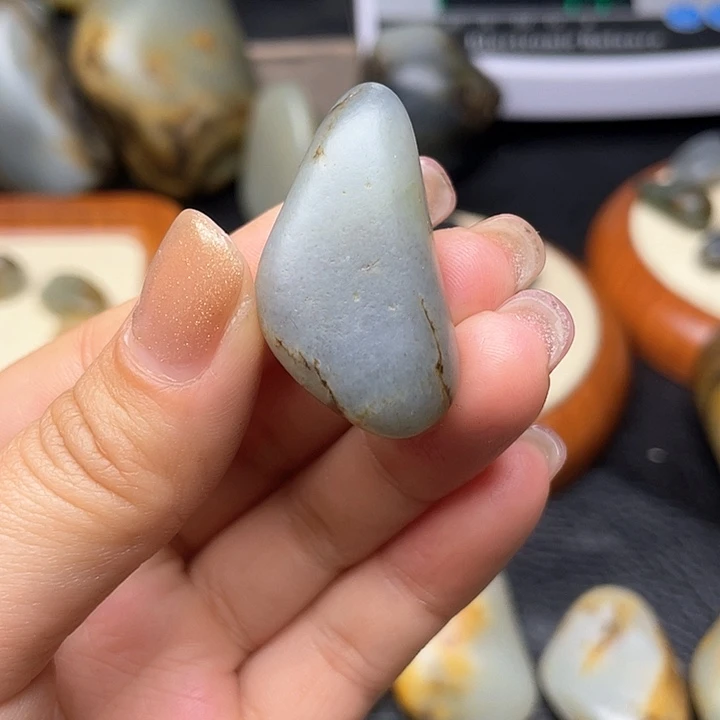 和田玉颈饰未镶嵌25