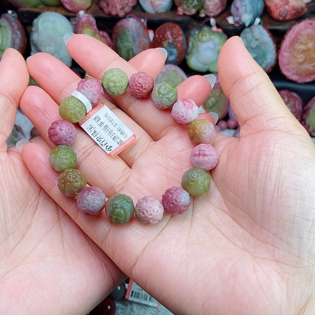 未镶嵌石英质玉（盐源）珠宝半成品