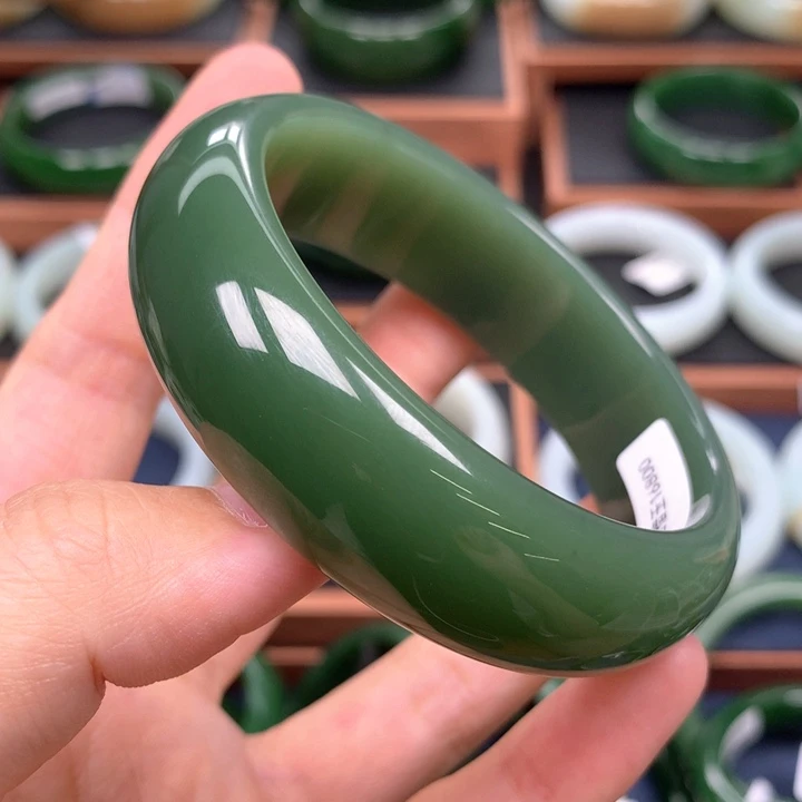 未镶嵌手镯和田玉（碧玉）5859