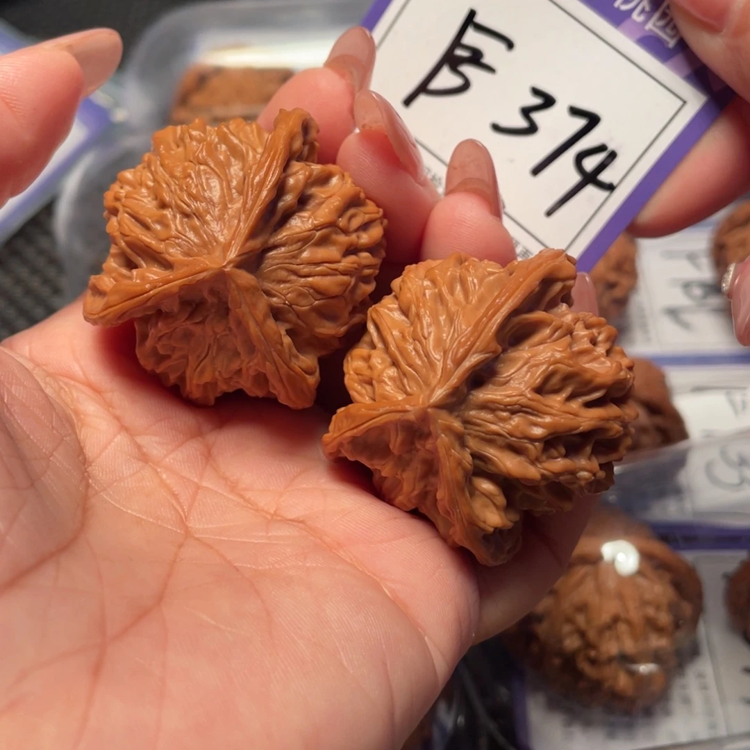 把件文玩核桃374号人字奔42