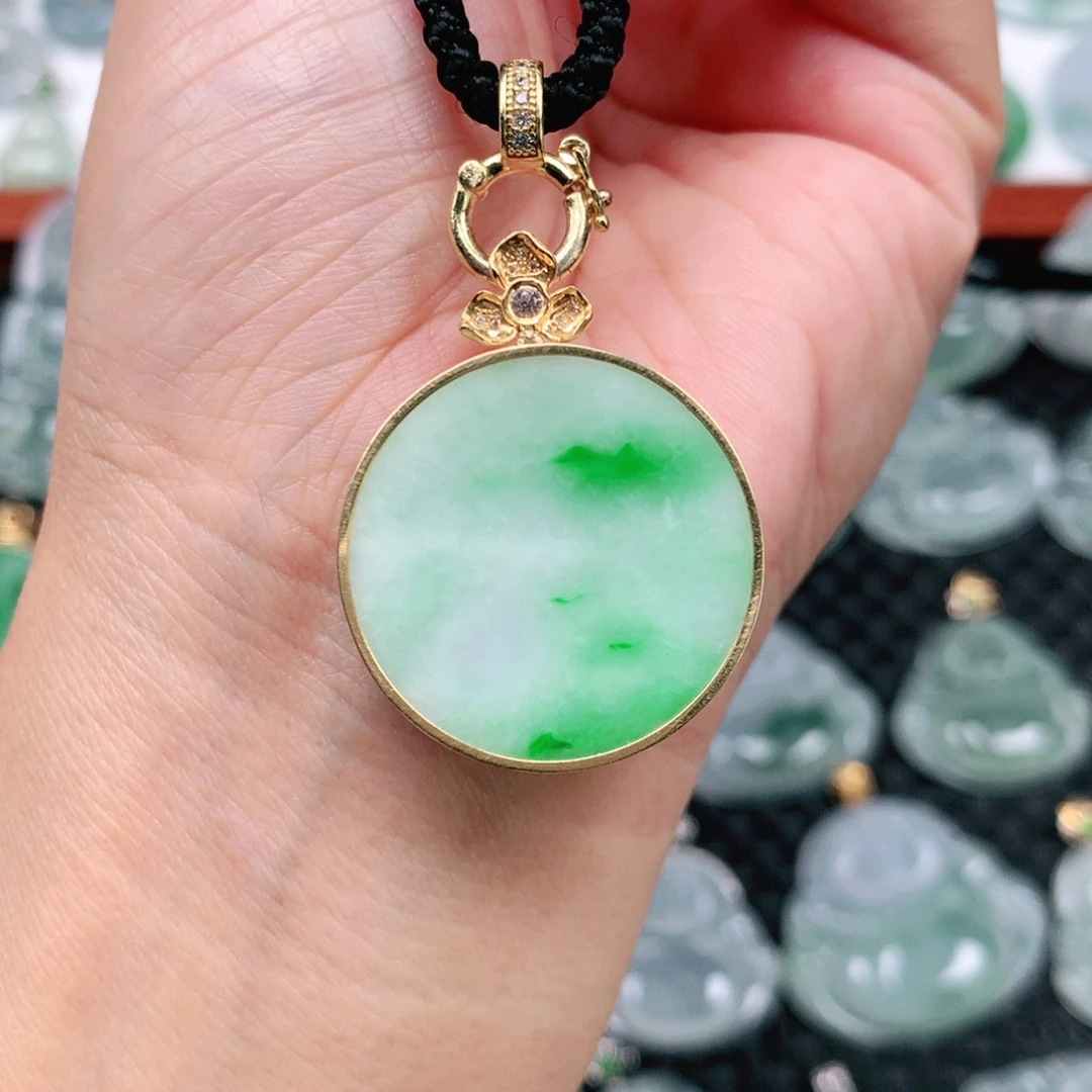 翡翠吊坠(不含链)18K金镶嵌