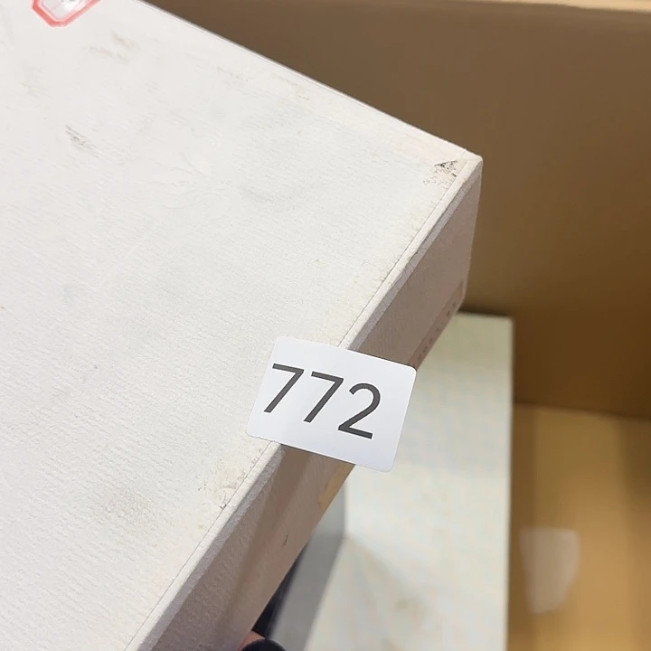 *****瓷片很好看的小杯子