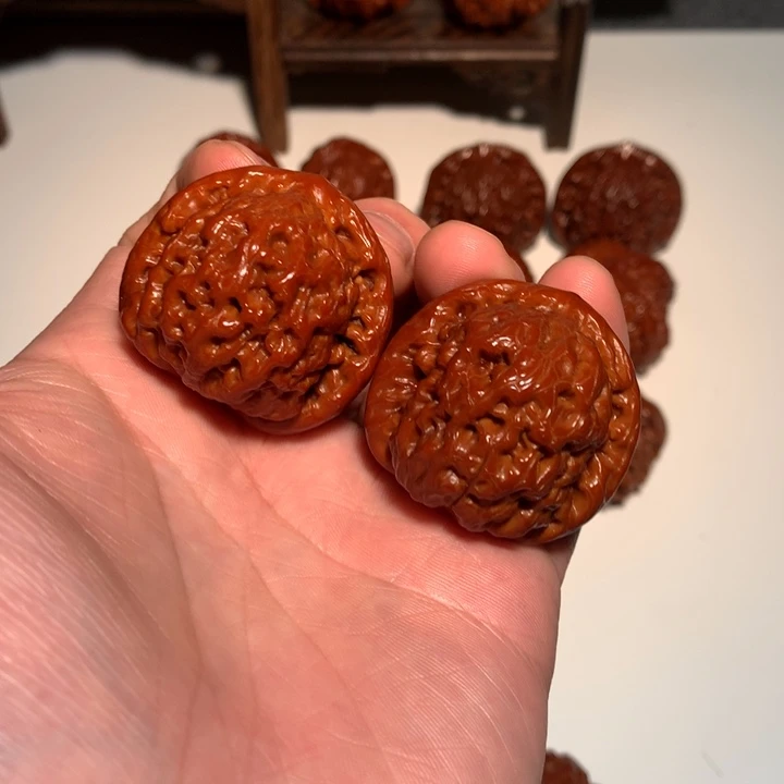 吊坠桃核金公子12WCH#00#