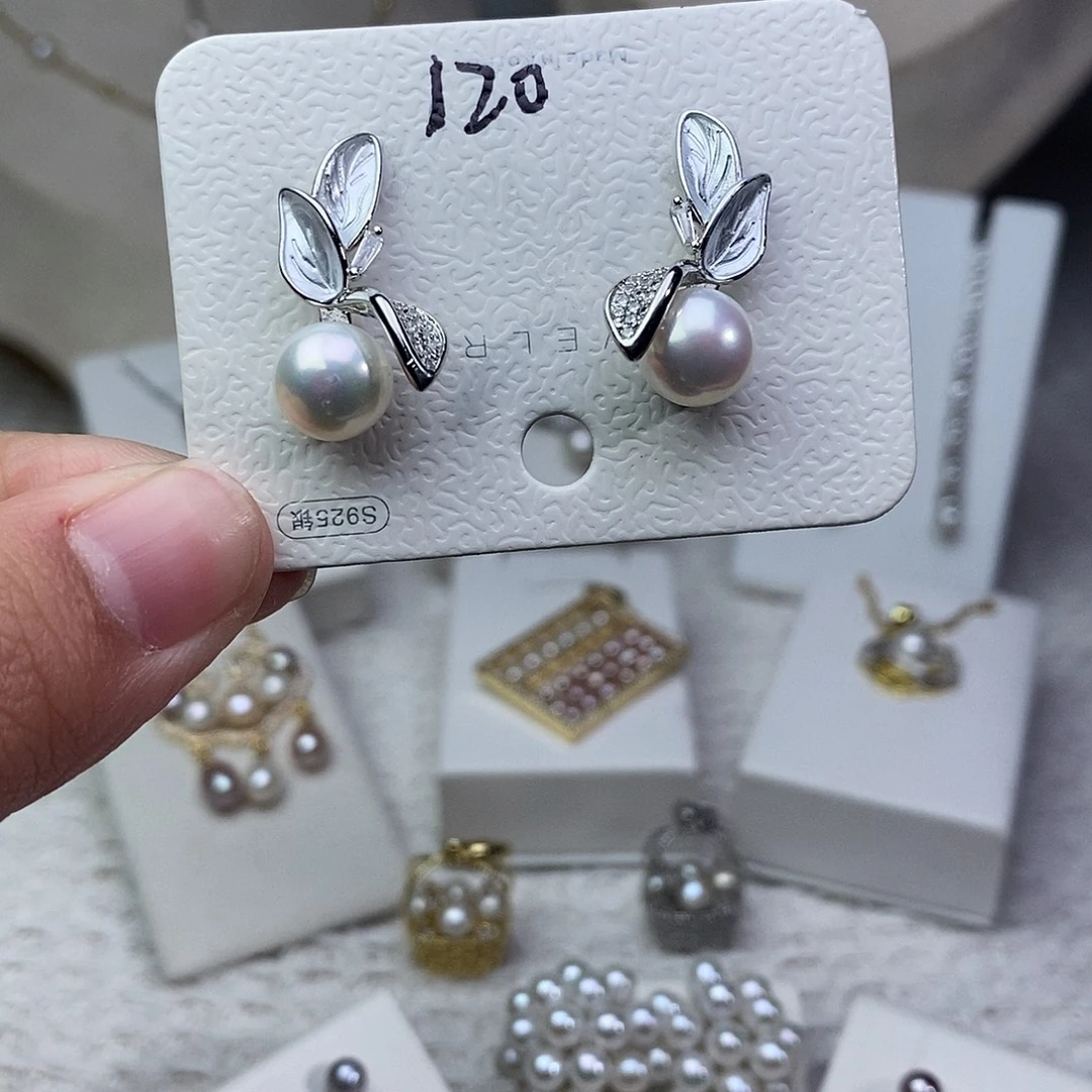 淡水珍珠银S925镶嵌耳饰