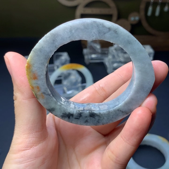 定制翡翠未镶嵌贵妃