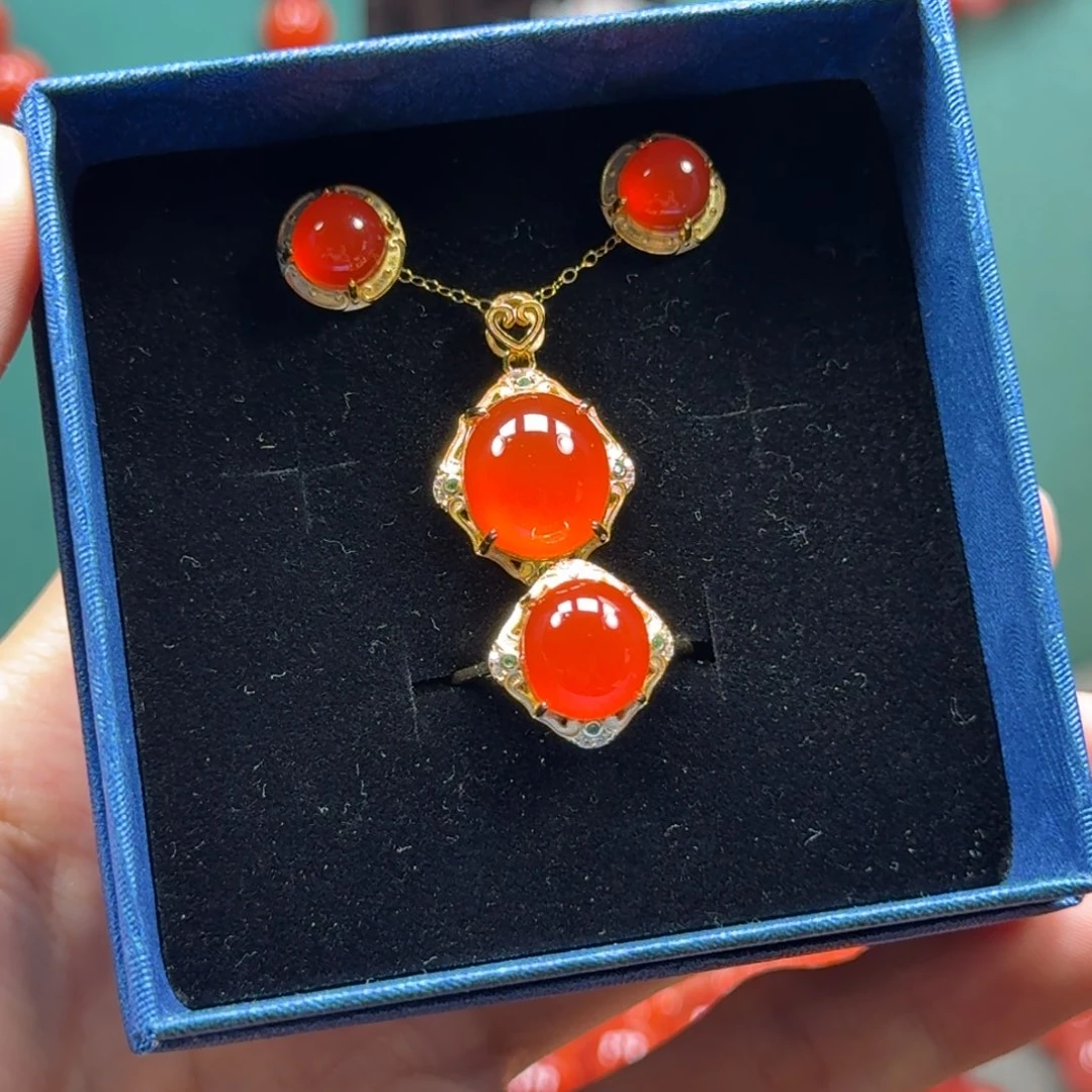 南红玛瑙银S925镶嵌冰红三件套s925银