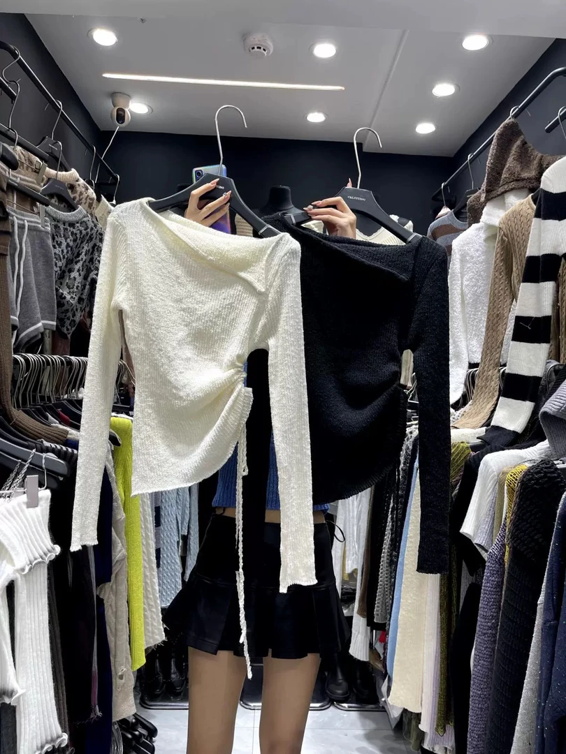 打底针织衫 翻领