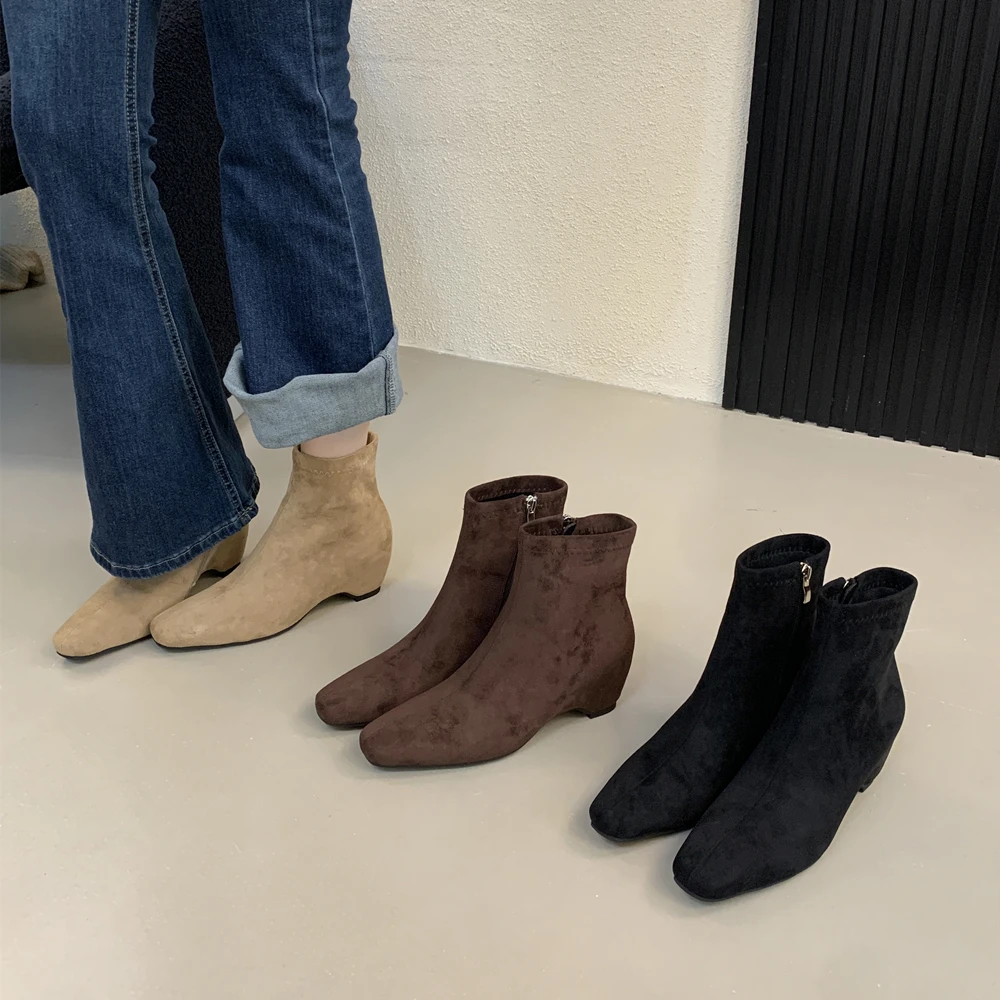 巨好看的方头小短靴女内增高切尔西靴2025秋冬爆款绒面粗跟及踝靴