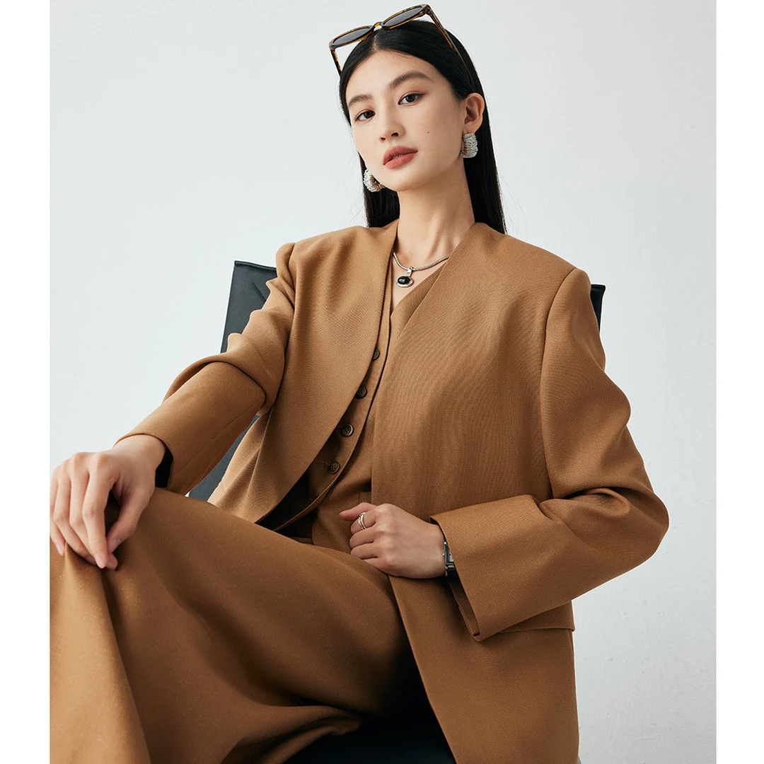 PALUOPO/帕罗时尚百搭大气西装外套女ET2F2033D