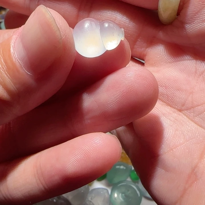 定制翡翠未镶嵌天然翡翠葫芦