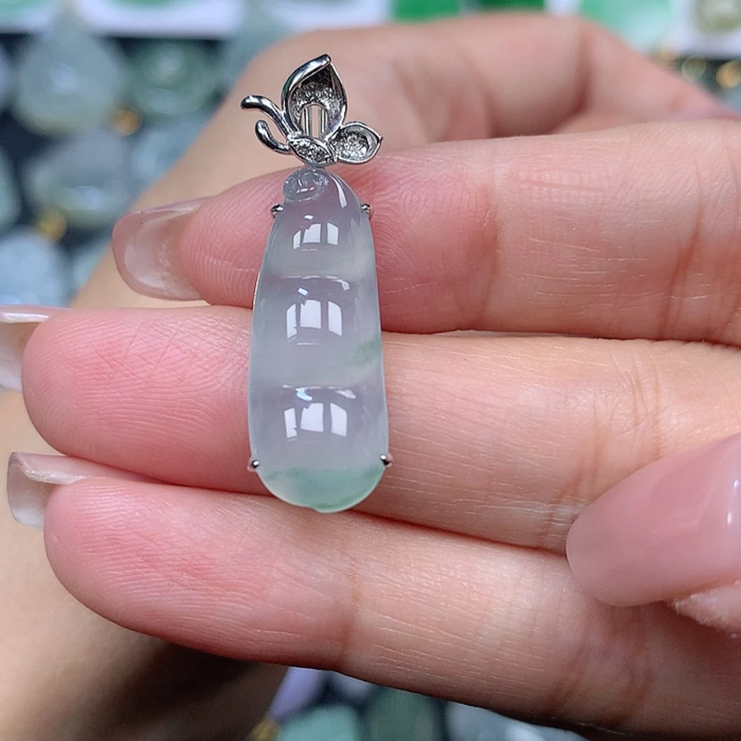 【闪购商品】翡翠吊坠(不含链)18K金镶嵌