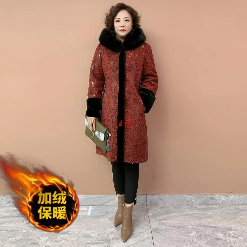 2582-170外套显瘦气质大码冬季妈妈大衣一体保暖过膝皮毛宽松连帽