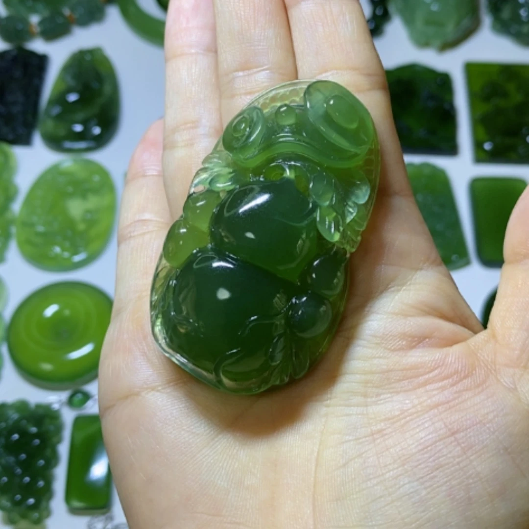【闪购商品】未镶嵌蛇纹石玉颈饰缘*