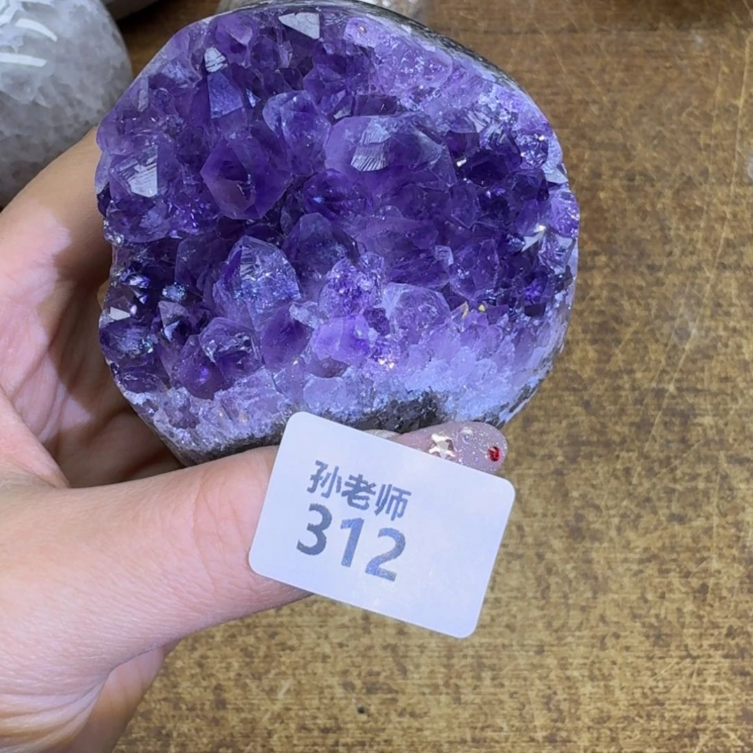 水晶大型摆件（非配饰）未镶嵌