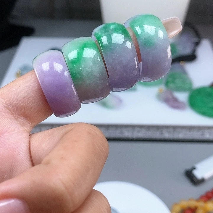 翡翠戒指未镶嵌戒指