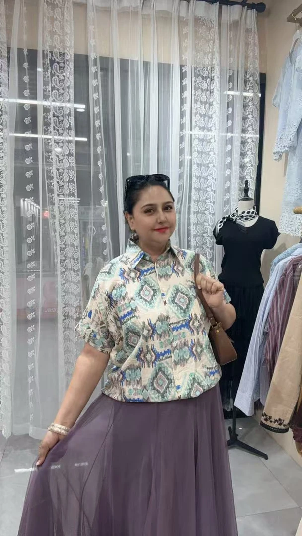 翻领免烫纽扣短袖常规款夏季衬衫夏款设计师水墨复古