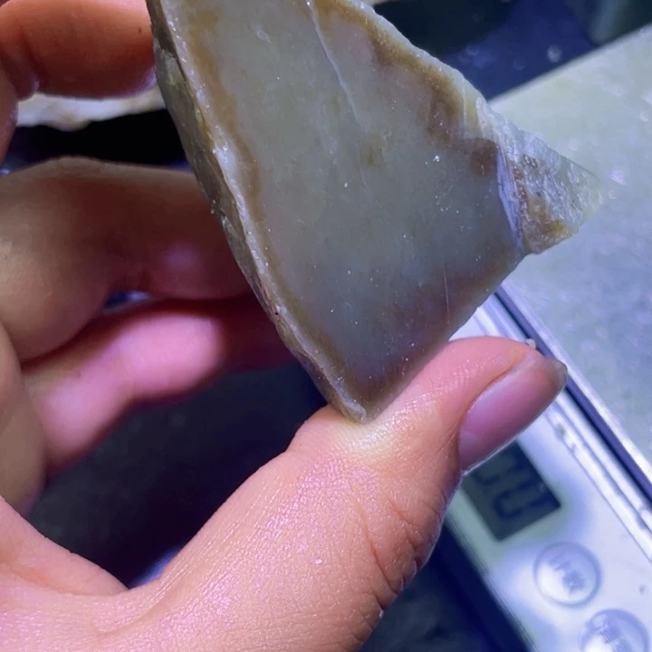 和田玉未镶嵌珠宝半成品