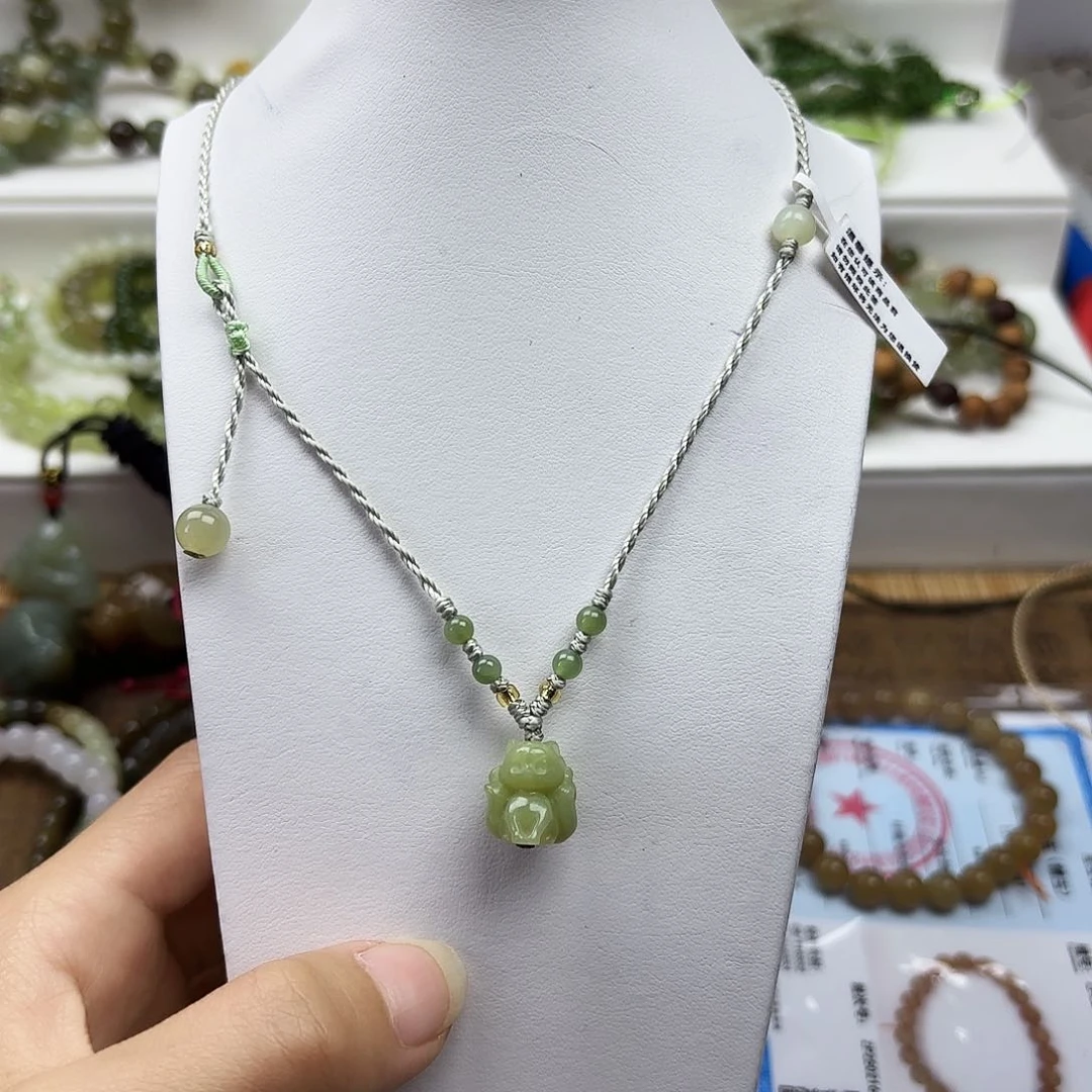 和田玉颈饰未镶嵌小凤九