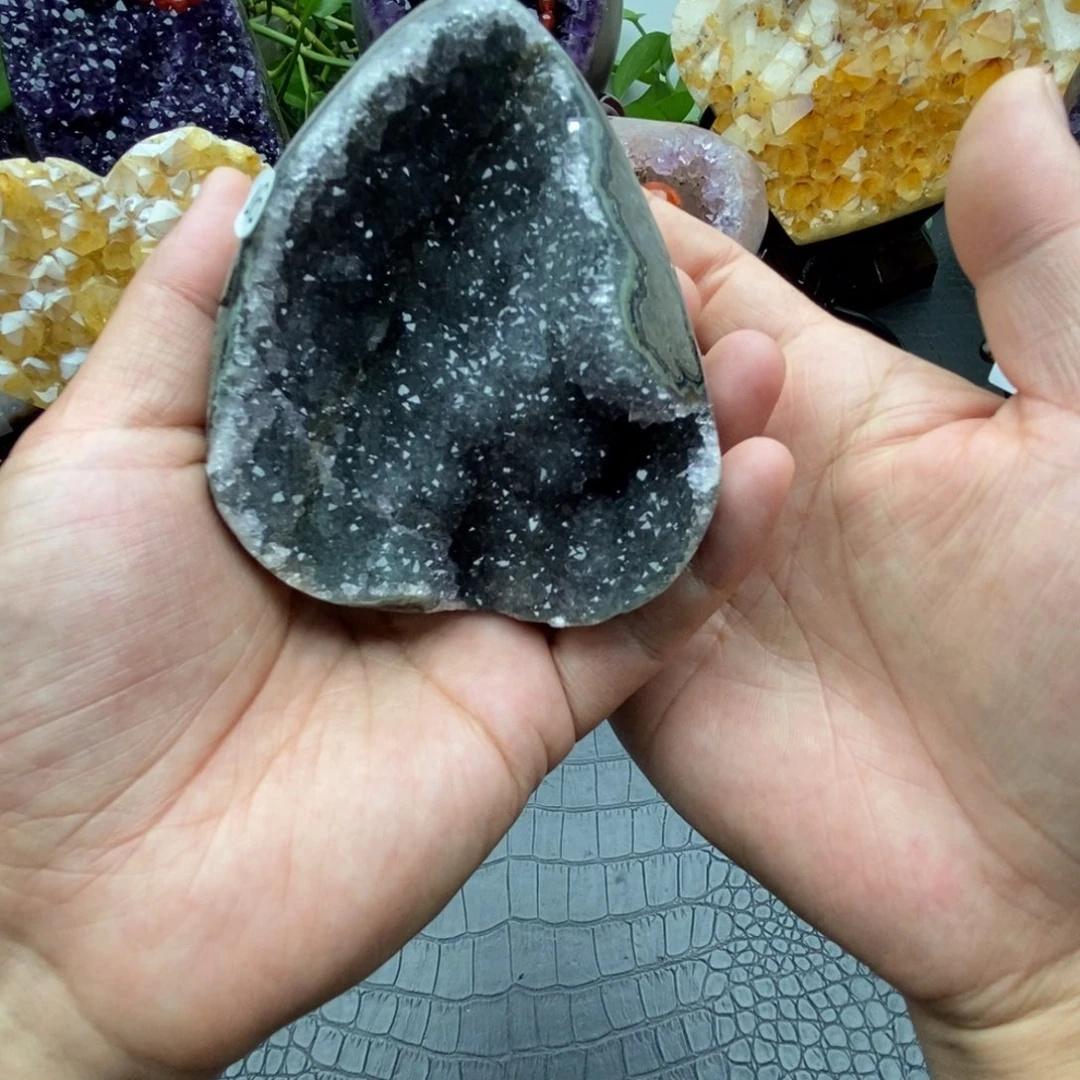 未镶嵌紫晶大型摆件（非配饰）