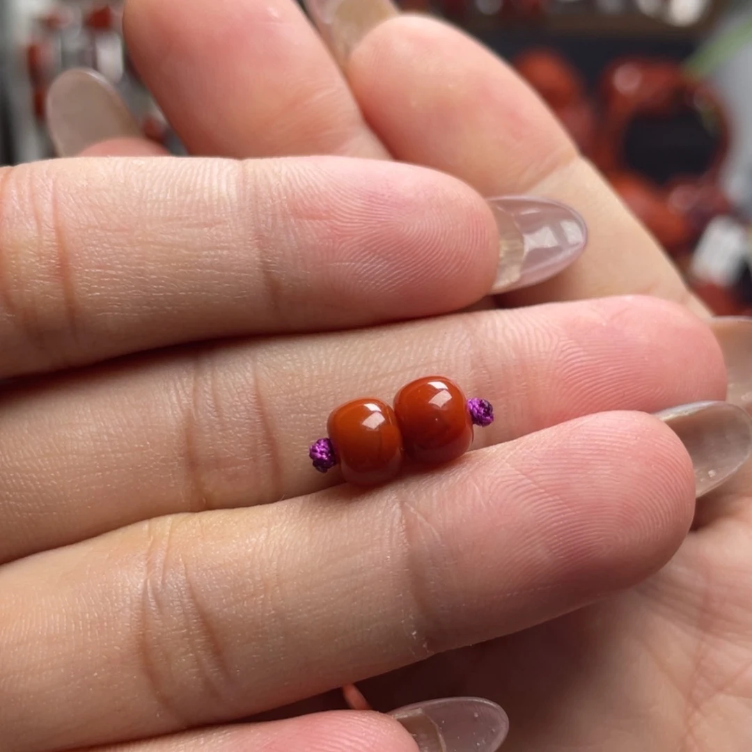 【闪购商品】未镶嵌老型对珠7.2m南红玛瑙可****俞