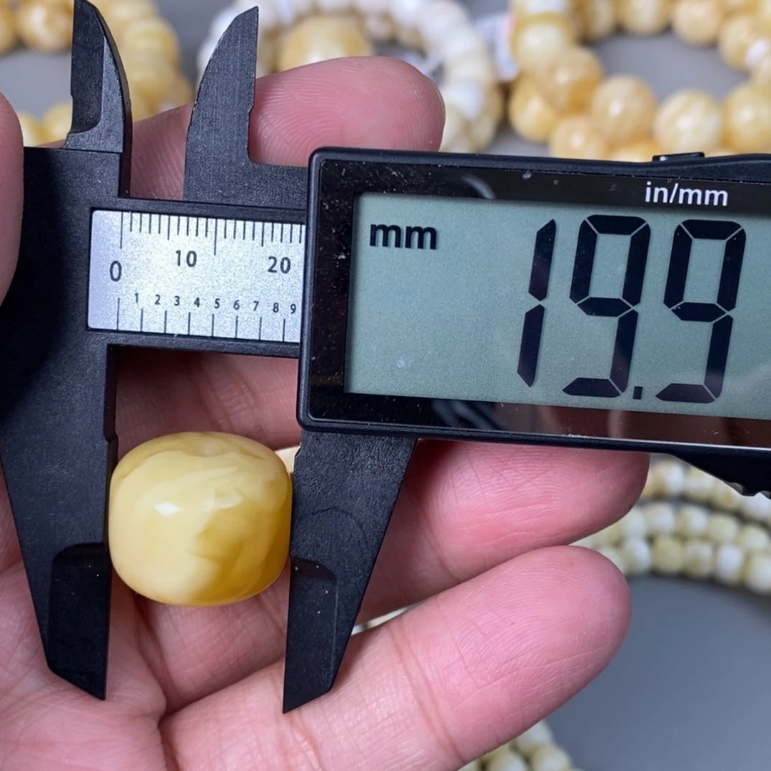 未镶嵌蜜蜡珠宝奇石4.3g