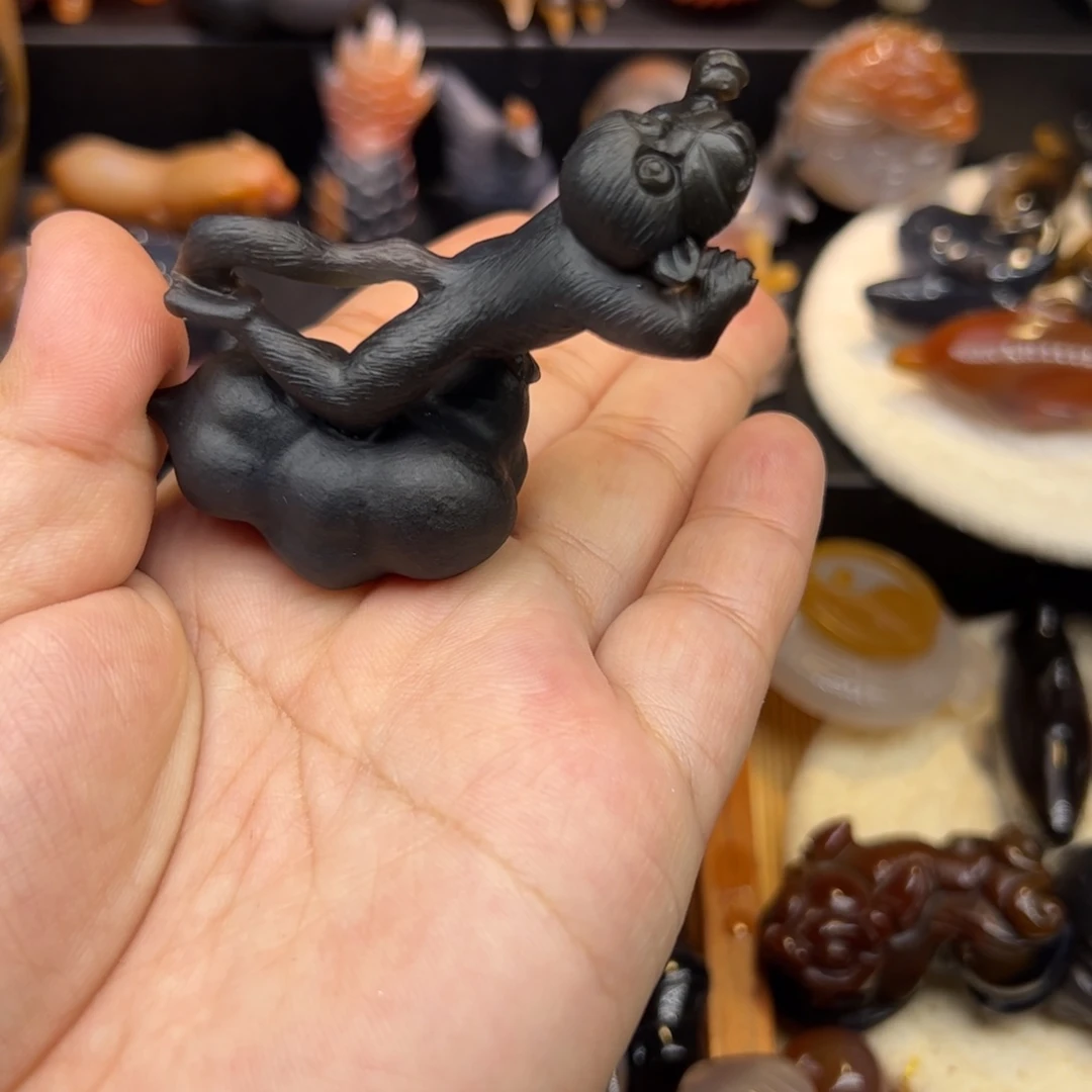 玛瑙/玉髓未镶嵌手玩摆件