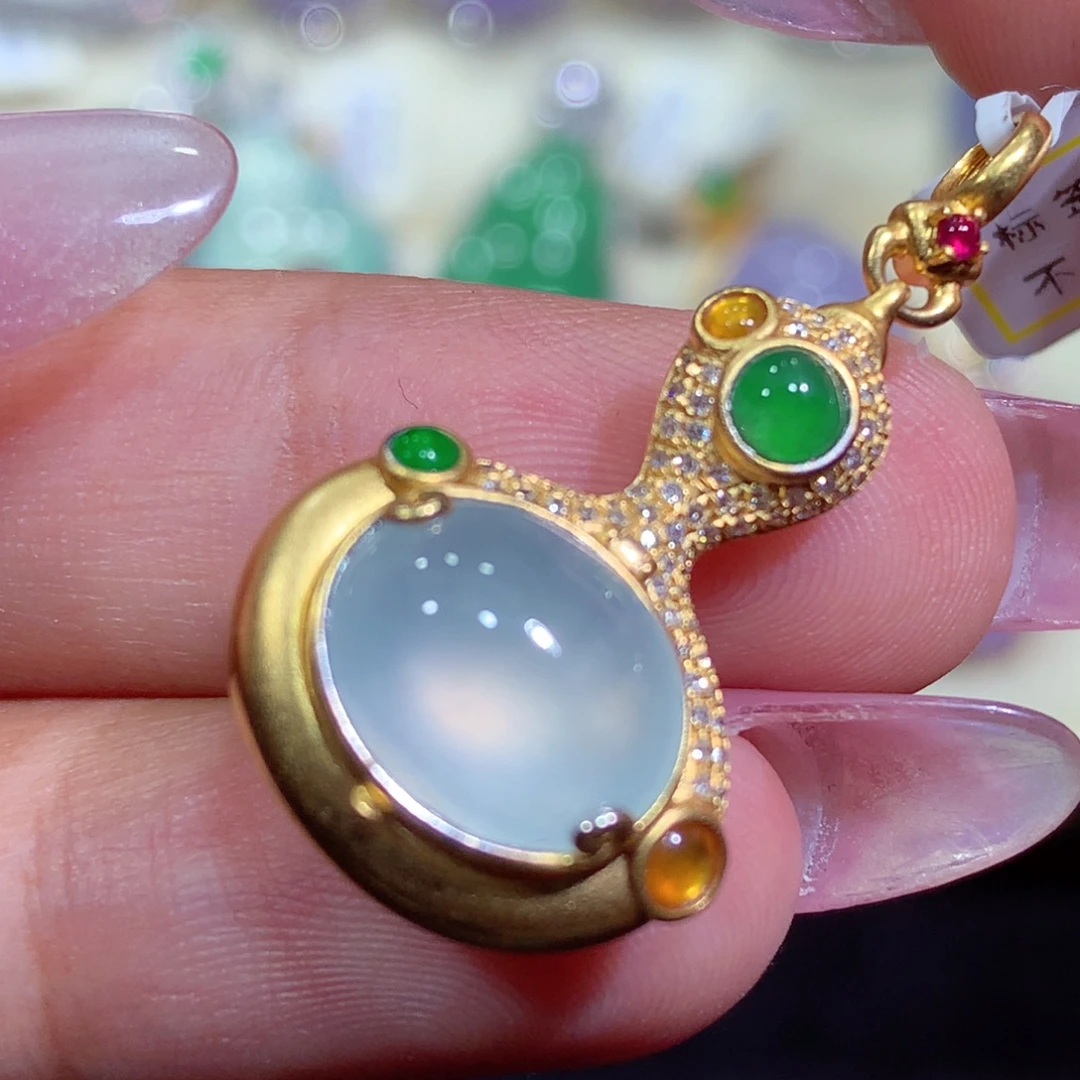 翡翠18K金镶嵌吊坠(不含链)