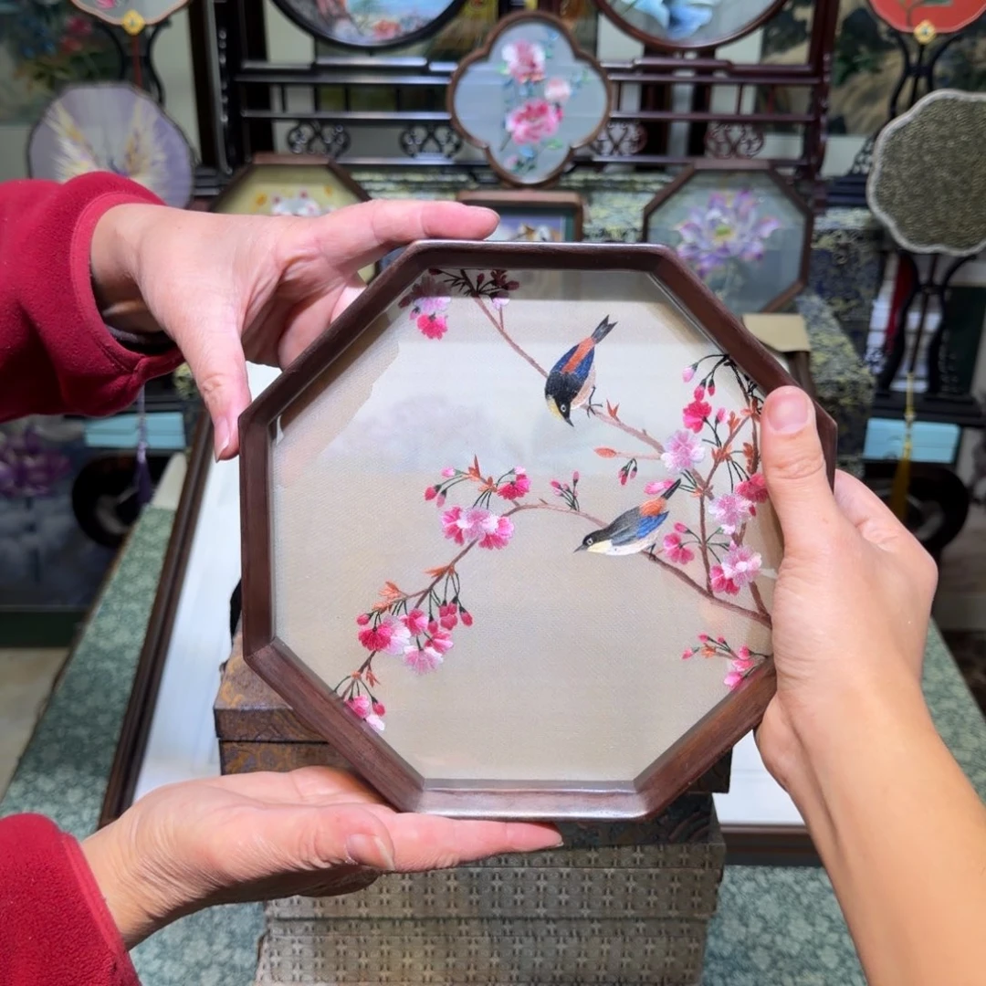 刺绣手工苏绣工艺制作技艺精湛