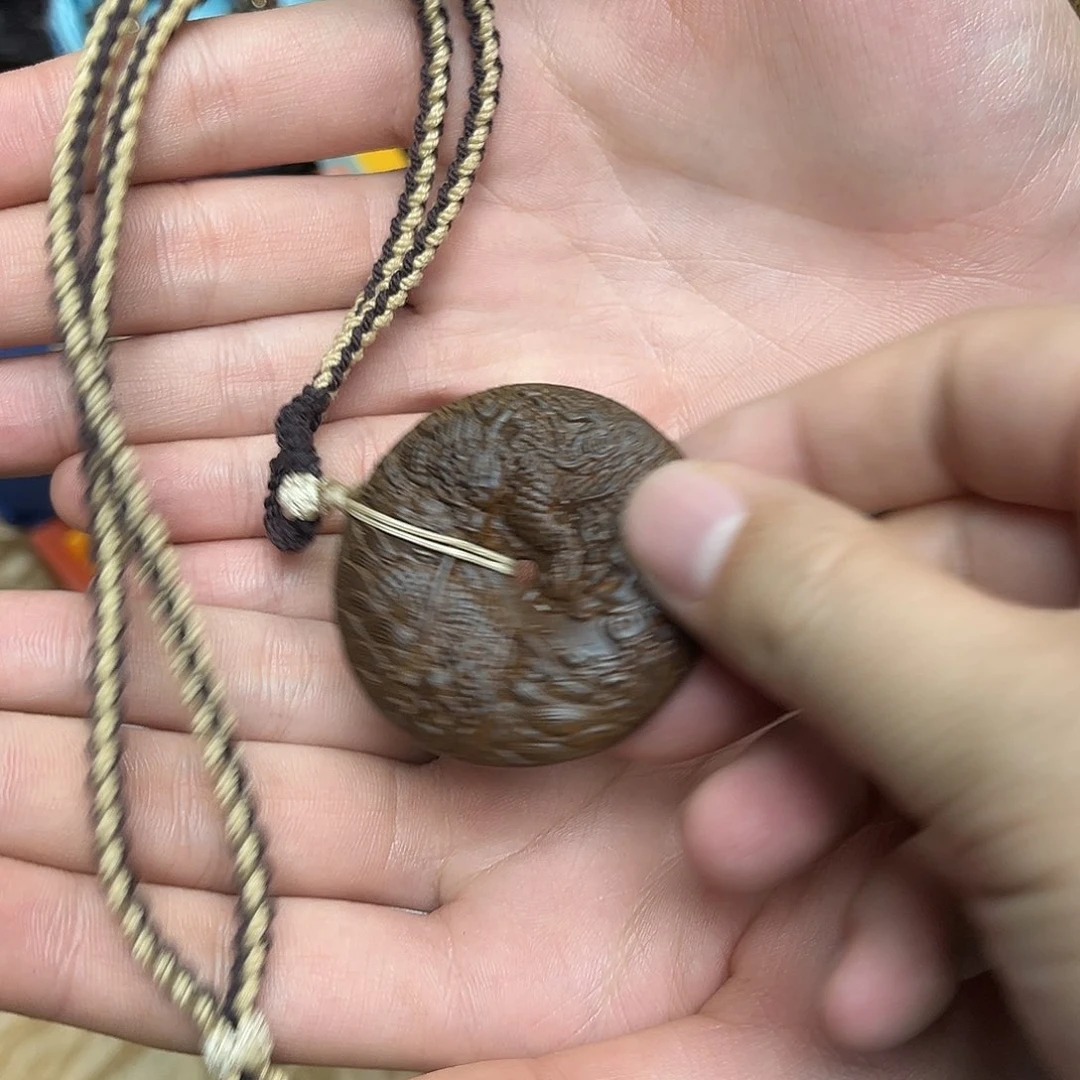 大叶紫檀（黑酸枝木类）