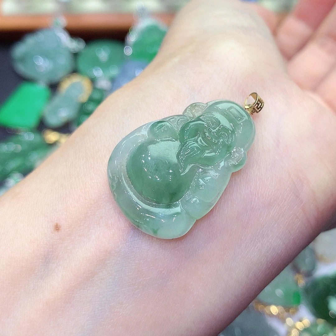 翡翠吊坠(不含链)18K金镶嵌