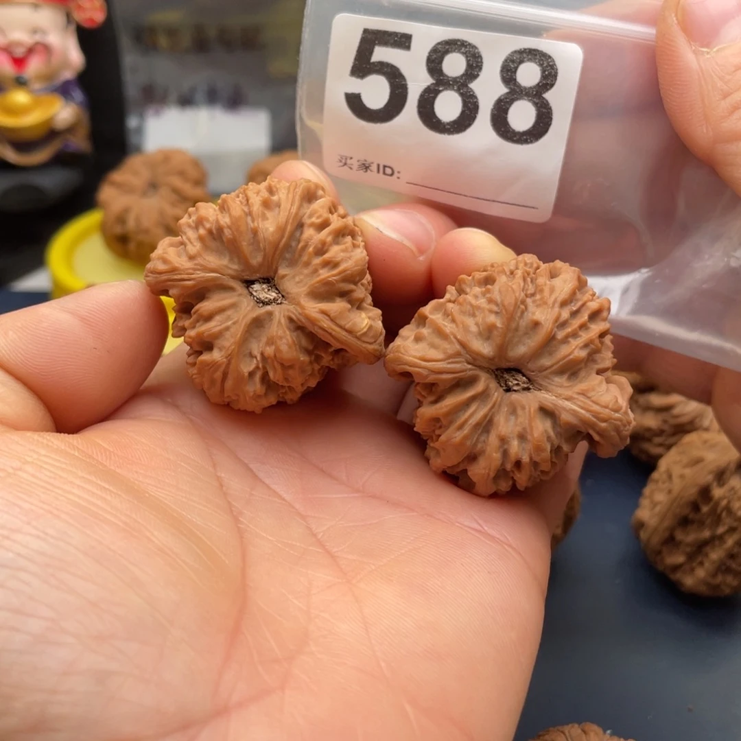 文玩核桃把件凹底对龟39