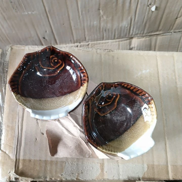 摆件盘子碗茶壶啥都有