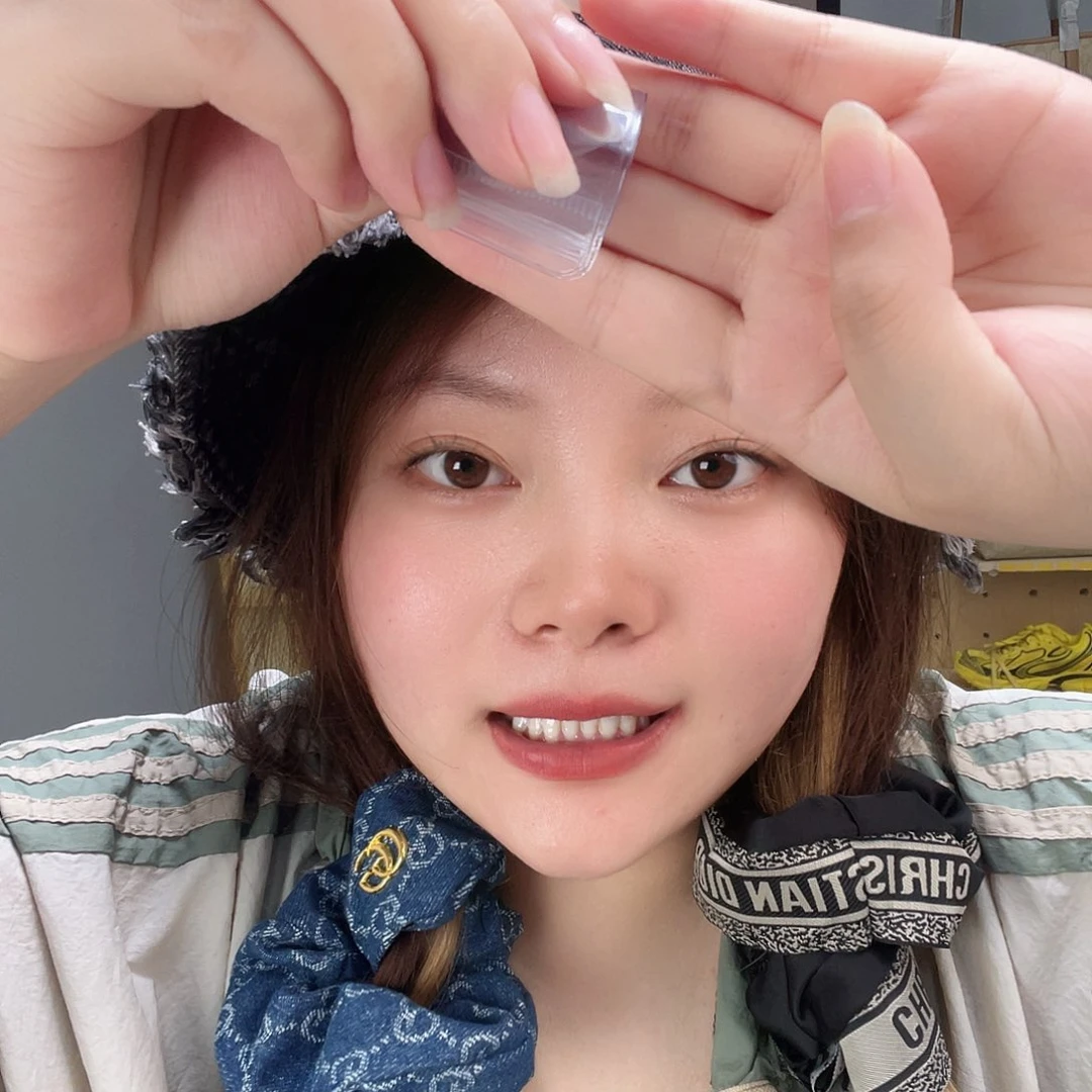 无非金属      蓝色