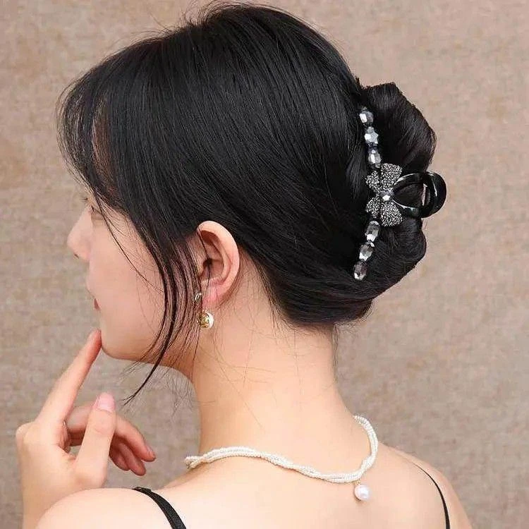满钻蝴蝶结高颜值抓夹高级感盘发发夹网红夏季新款后脑勺抓夹头饰