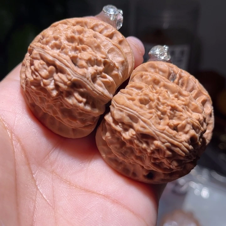 文玩核桃吊坠            43